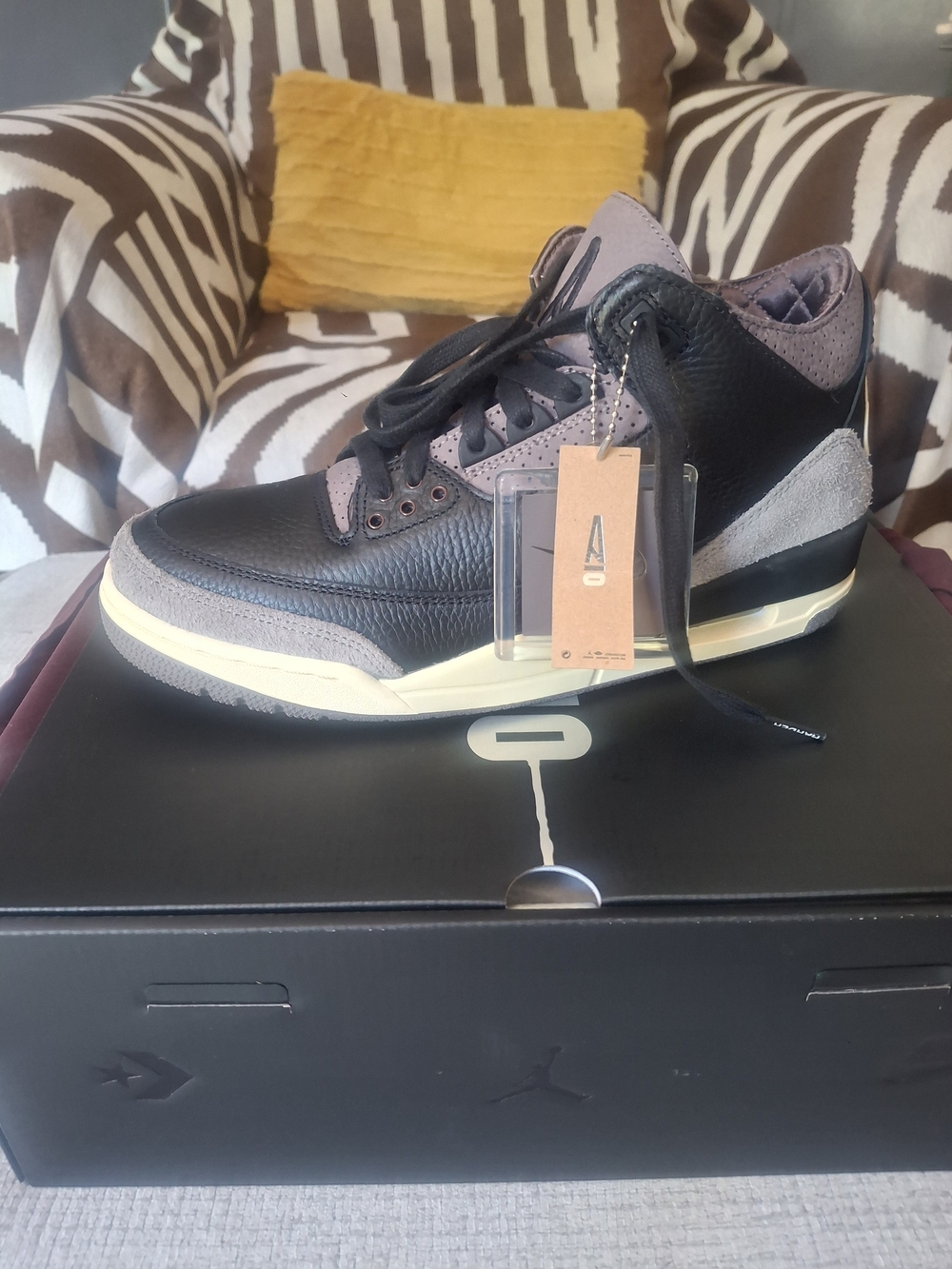 Jordan 3s Ma Maniere